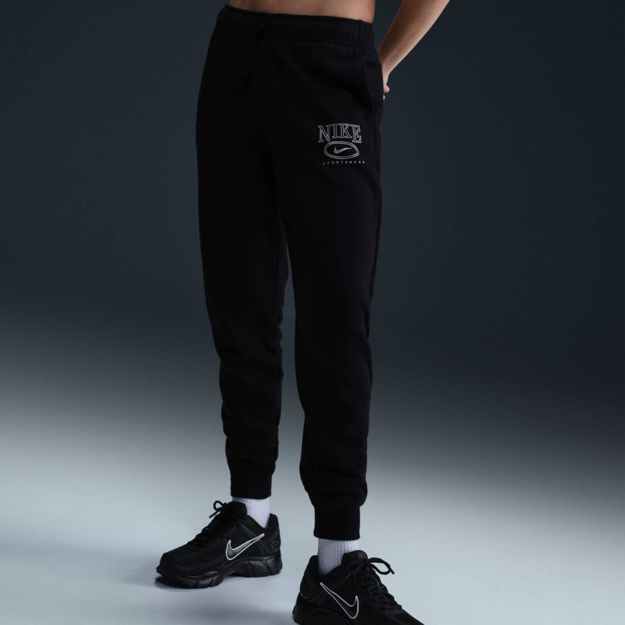 Nike Sportswear Club Fleece Womens Mid-Rise Graphic Pants S.