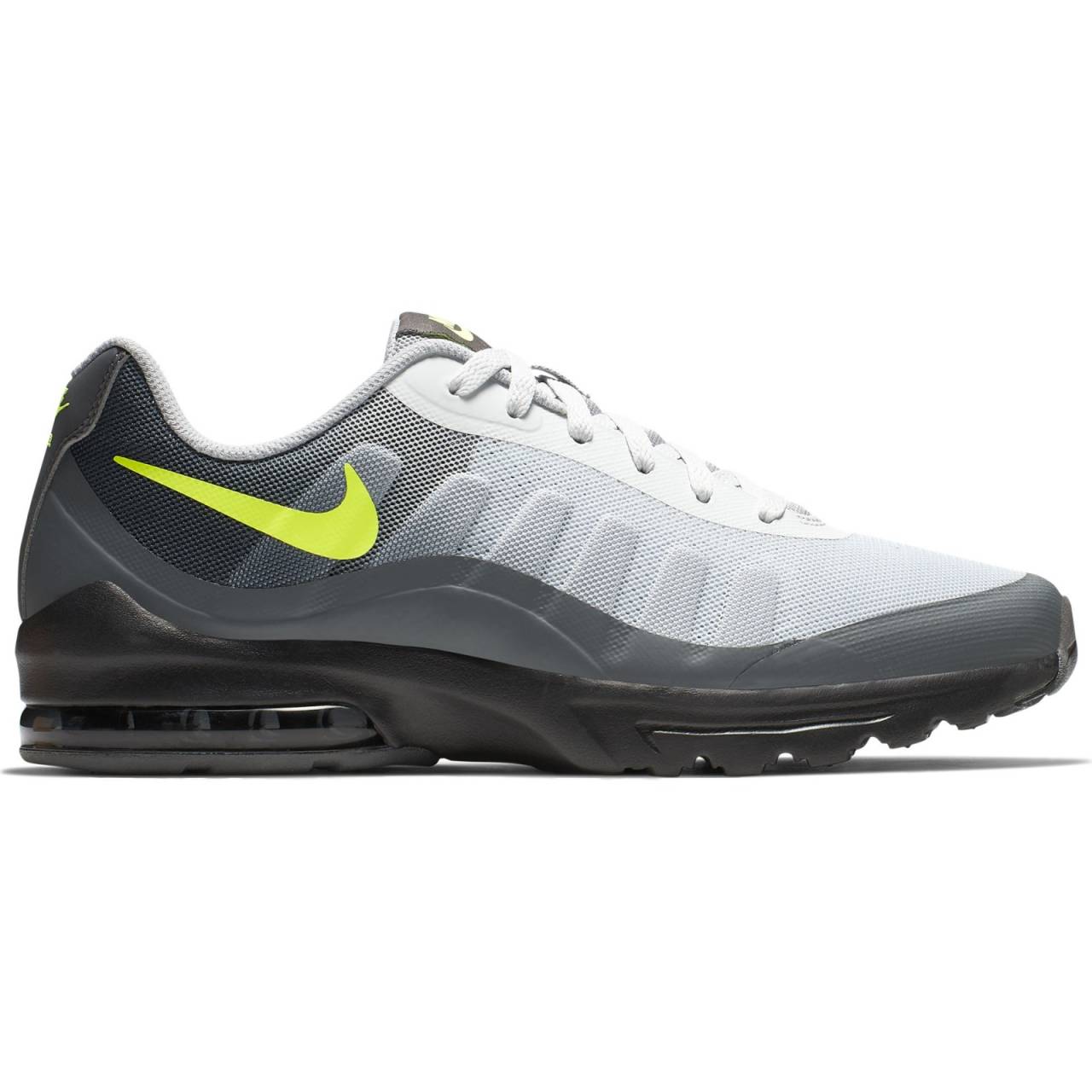 Nike air Max Invigor 47.