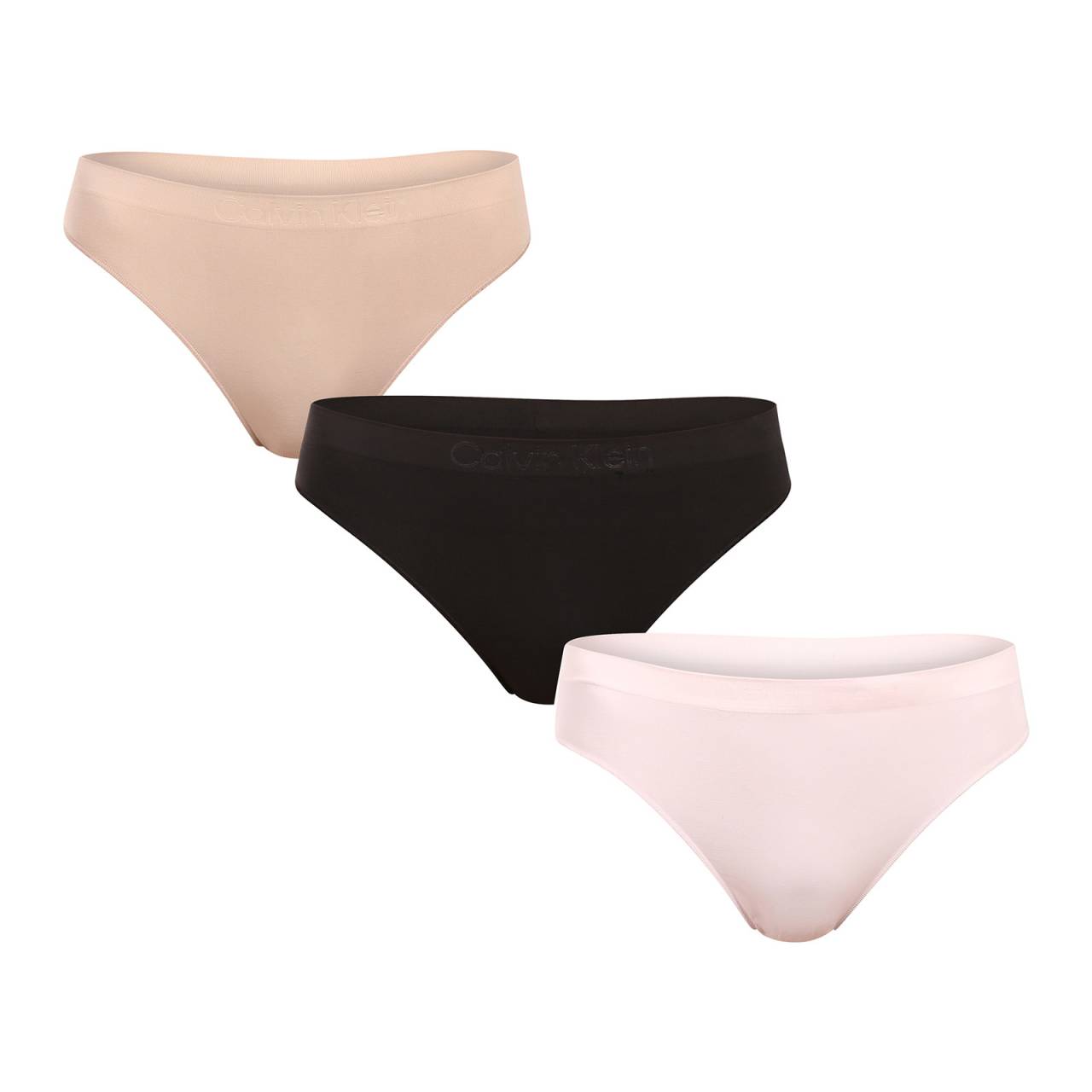 3PACK dámske tangá Calvin Klein viacfarebné (QD5211-31S) XS.
Hľadáte spodnú bielizeň, ktorá nebude viditeľná ani pod najtesnejšími nohavicami, ale v ktorej sa budete cítiť skvele?
Ľahký materiál, ktorý dýcha s vami
Tanga Calvin Klein sú vyrobené zo zmesi polyamidu a elastanu, vďaka čomu sú nielen výnimočne jemné na dotyk, ale aj úžasne pružné a priedušné.
Minimalistický dizajn pre maximálny efekt
Tanga majú laserovo rezané okraje a bezšvový strih, čo znamená jedno – pod oblečením zostávajú úplne neviditeľné.
Prečo si zamilujete tangá Calvin Klein

Bezšvový strih a laserom rezané okraje: Úplne neviditeľné pod oblečením, ideálne pre priliehavé oblečenie.
Ľahký a priedušný materiál: Pohodlný polyamid s elastanom poskytuje celodenné pohodlie.
Štýlový minimalistický dizajn: Subtílne logo Calvin Klein a čisté línie pre moderný vzhľad.

Spodná bielizeň Calvin Klein je obľúbená u ľudí po celom svete
Spodná bielizeň Calvin Klein je základným kameňom módneho priemyslu.
Ako sa starať o tangá Calvin Klein
Aby vám vaša obľúbená spodná bielizeň vydržala čo najdlhšie, venujte pozornosť správnej starostlivosti.

Pranie: Perte na 30 °C v jemnom cykle, ideálne v ochrannom vrecku na pranie.
Sušenie: Nesušte v sušičke – vysoké teploty môžu poškodiť elastické vlákna.
Žehlenie: Tanga nežehlite – bezšvová štruktúra a syntetický materiál nevyžadujú žehlenie.

Tip: Nájdenie správneho kusu spodnej bielizne, ktorý vám perfektne sedí, môže byť niekedy náročné.