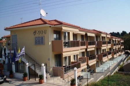 Grécko Chalkidiki 4-You Apartmanhotel 5 dňový pobyt Raňajky Letecky Letisko: Viedeň August 2026 (26/08/26-30/08/26)