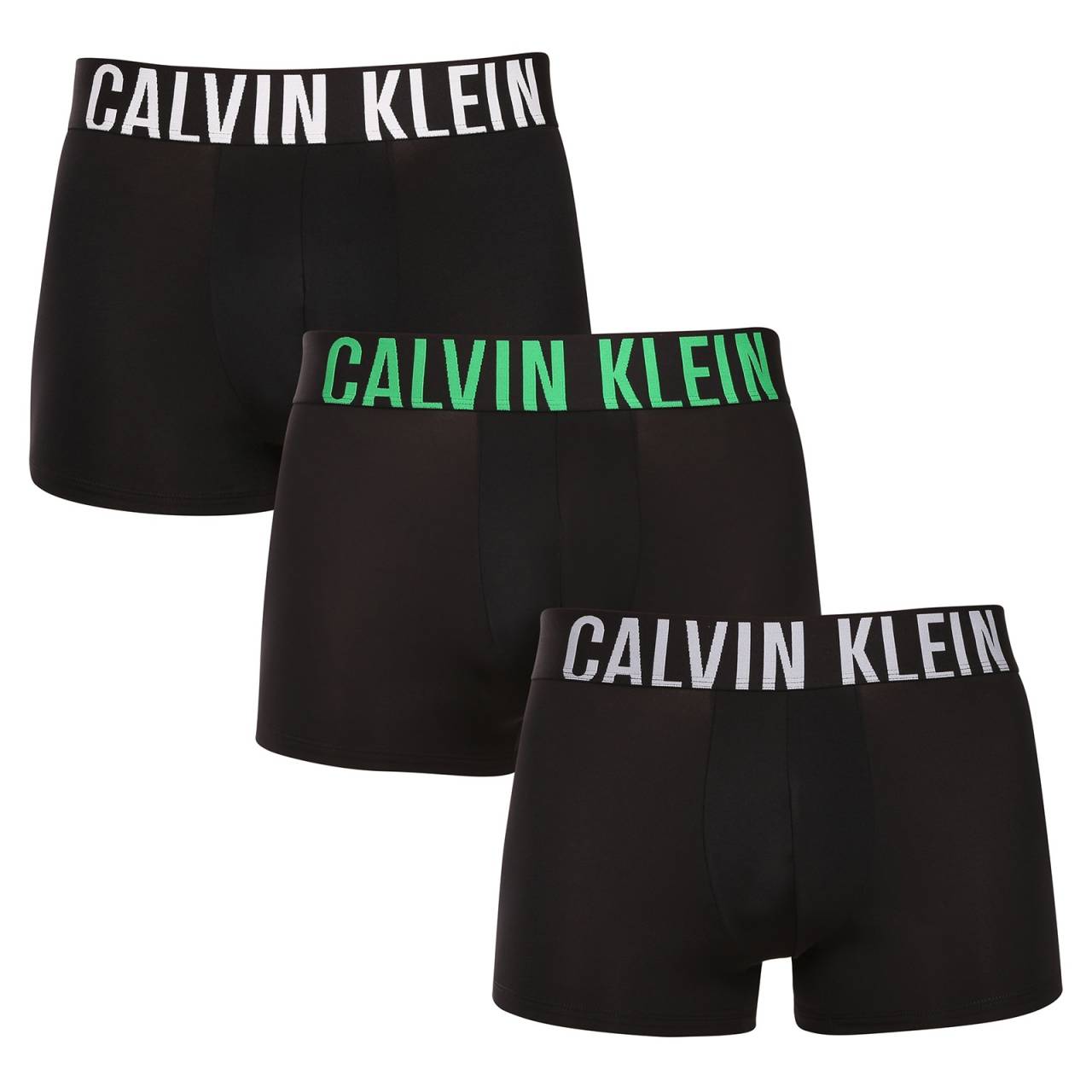 3PACK pánske boxerky Calvin Klein čierne (NB3775A-VPA) XXL, trenky.
Chcete boxerky, ktoré ponúkajú maximálne pohodlie, moderný dizajn a špičkovú kvalitu?
Prvotriedny materiál pre celodenné pohodlie
Tieto boxerky sú vyrobené z kombinácie polyesteru a elastanu, čo poskytuje dokonalú kombináciu mäkkosti, pružnosti a odolnosti.
Moderný dizajn a dokonalý strih
Minimalistický vzhľad s elastickým pásom dopĺňa logo Calvin Klein, ktoré dodáva boxerkám luxusný a sofistikovaný štýl.
Prečo si boxerky Calvin Klein zamilujete?

Ľahký a priedušný materiál: Ideálne na každodenné nosenie aj náročné športové aktivity.
Dlhšia nohavička: Poskytuje lepšie krytie a oporu, nezhrňuje sa a neškrtí.
Rýchloschnúce a odolné: Ideálne na aktívny životný štýl.
Nadčasový dizajn: minimalistický dizajn a luxusný vzhľad značky Calvin Klein.

Spodnú bielizeň Calvin Klein milujú ľudia na celom svete.
Pánska spodná bielizeň Calvin Klein patrí k stáliciam módneho priemyslu.
Ako sa starať o boxerky?
Aby si vaše boxerky zachovali dokonalý tvar a kvalitu čo najdlhšie, dodržiavajte tieto pokyny:

Praní: Doporučujeme prát na 30 °C s jemným pracím prostředkem.
Žehlení: Nedoporučuje se, aby nedošlo k poškození materiálu.
Sušenie: Sušenie v sušičke sa neodporúča, radšej sušte voľne na vzduchu.

Tip: Nájsť ten správny kus spodnej bielizne, ktorý vám dokonale padne, môže byť náročné.