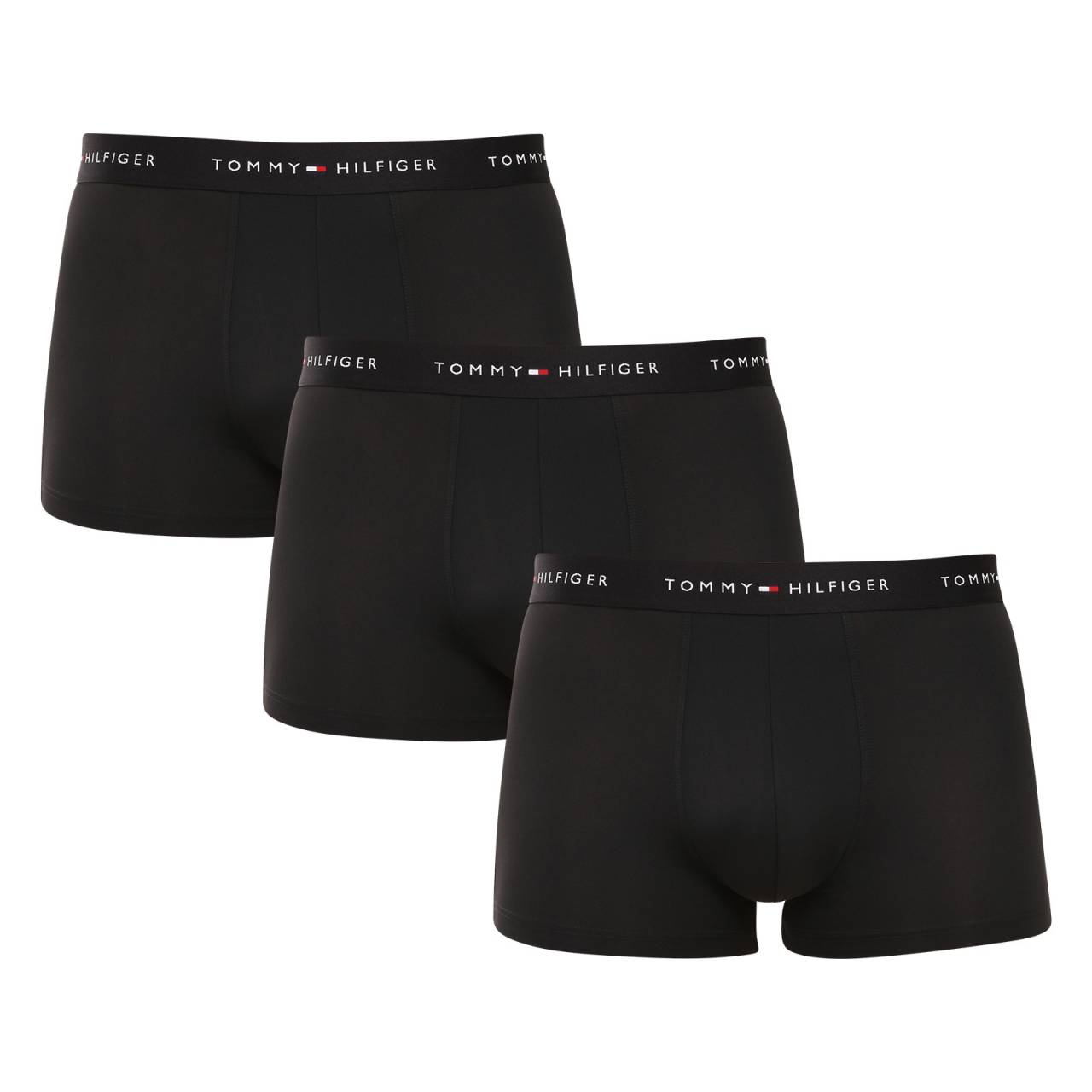 3PACK pánske boxerky Tommy Hilfiger čierne (UM0UM03617 0XK) L, trenky.
Doprajte si nadčasový štýl a špičkový komfort s pánskymi boxerkami od značky Tommy Hilfiger.
Prémiový materiál pre maximálne pohodlie
Boxerky Tommy Hilfiger sú vyrobené z jemnej, na dotyk veľmi príjemnej bavlny s prímesou elastanu, ktorý im dodáva pružnosť a dlhú životnosť.
Ikonyický štýl a precízny strih
Boxerky majú dlhšie nohavičky, ktoré sa nevyhrávajú a poskytujú dostatočné zakrytie a komfort.
Prečo by vám boxerky Tommy Hilfiger nemali chýbať

Prémiová bavlna s elastanom: Mäkká, priedušná a pohodlná na celodenné nosenie.
Dlhšie nohavičky a vyšívaný guma: Stabilita, štýl a žiadne rolovanie.
Elegantný a nadčasový dizajn: Skvelé na každodenné aj špeciálne príležitosti.

Spodná bielizeň Tommy Hilfiger je zárukou najvyššej kvality
Značka Tommy Hilfiger sa stala ikonou amerického obliekania pred takmer 40 rokmi a jej farebnosť v odtieňoch modrej, červenej a bielej je rozpoznateľná na prvý pohľad.
Ako sa starať o boxerky Tommy Hilfiger

Pranie: Per na 30 °C.
Sušenie: Boxerky možno sušiť v sušičke pri nízkej teplote.
Žehlenie: V prípade potreby je možné ich žehliť na nižšiu teplotu.

Tip: Nájdenie ideálneho kúsku spodnej bielizne môže byť niekedy náročné.