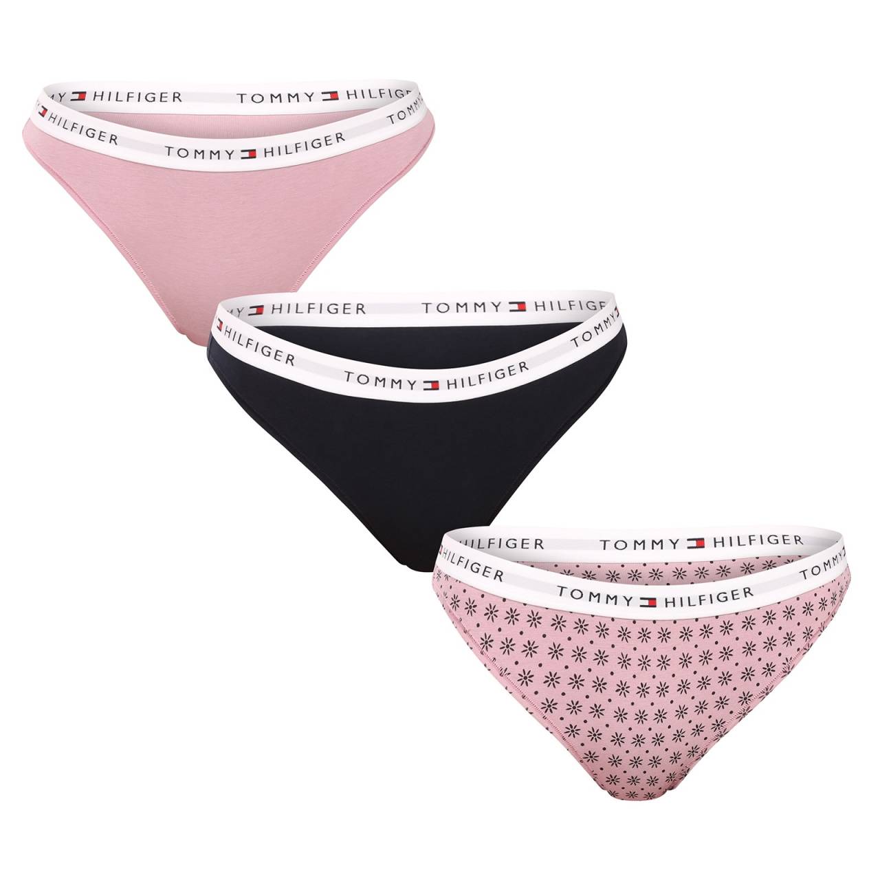 3PACK dámske nohavičky Tommy Hilfiger viacfarebné (UW0UW05529 0WI) S.
Doprajte si pohodlie v ikonickom dizajne, ktorý vám dodá sebavedomie.
Príjemný materiál pre celodenné pohodlie
Základom týchto nohavíc je vysokokvalitná bavlna, ktorá je jemná k pokožke, priedušná a zaručuje pohodlie aj pri celodennom nosení.
Moderný dizajn, ktorý vám pristane
Minimalistický dizajn sa hodí do každého šatníka a zvýrazní váš jedinečný štýl.
Čo si na nohavičkách Tommy Hilfiger zamilujete

Prémiová kvalita od ikonickej značky.
Mäkký, ľahký a elastický materiál.
Štýlový dizajn pre elegantný a športový vzhľad.

Tommy Hilfiger je značka pre všetky moderné ženy
Spodná bielizeň Tommy Hilfiger predstavuje dokonalú harmóniu medzi klasickým a moderným vzhľadom.
Ako sa starať o nohavičky
Aby vaše obľúbené nohavičky vydržali dlho ako nové, odporúčame dodržiavať tieto zásady starostlivosti.

Pranie: Per pri maximálnej teplote 30 °C.
Sušenie: Nesuš v sušičke – mohlo by dôjsť k zrazeniu alebo poškodeniu elastanu.
Žehlenie: Áno, ale len na nízku teplotu a naruby, aby nedošlo k poškodeniu povrchu alebo potlače na gume.

Tip: Vaša obľúbená spodná bielizeň si zaslúži šetrné zaobchádzanie.