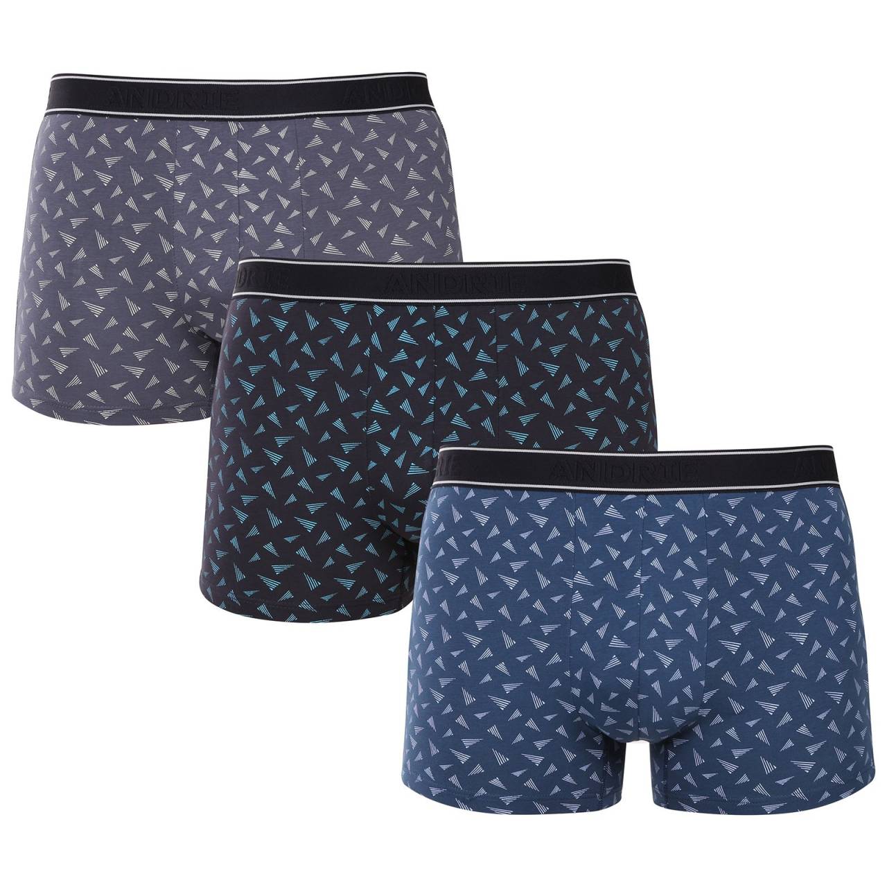 3PACK Herren Klassische Boxershorts Andrie mehrfarbig (PS 5745) M.
Sind Sie auf der Suche nach Unterwäsche, die Ihnen maximalen Komfort bietet , hochwertig verarbeitet ist und Sie gleichzeitig nicht mit ihrem Aussehen enttäuscht?
Hochwertiges Material, das sich gut trägt
Die Boxershorts sind aus einer bequemen Baumwollmischung mit einem Hauch von Elastan gefertigt.
Modernes Design und klassischer Stil
Die Boxershorts haben einen bequemen Schnitt mit längeren Beinen, was Sie im Alltag und bei längeren Trainingseinheiten zu schätzen wissen werden - es besteht keine Gefahr des Einlaufens oder Reibens.
Warum Andrie Boxershorts

Bequemer Schnitt mit längerem Bein: Sie sitzen gut und halten den ganzen Tag ihre Form, ohne zu drücken.
Elegantes Design: Ein verspieltes und doch geschmackvolles Design, das Ihnen einen Hauch von Flair verleiht.
Hochwertiges Material: Kombination aus Baumwolle und Elastan für ein ideales Verhältnis von Weichheit und Elastizität.

Andrie bietet tschechische Unterwäsche für Männer, die wissen, was sie wollen
Die Herren-Shorts Andrie zeichnen sich durch ihre angenehmen Materialien und die Qualität der Verarbeitung aus.
Pflegehinweise für Andrie Boxershorts für Männer
Damit Ihre Boxershorts lange in gutem Zustand bleiben, empfehlen wir Ihnen, die folgenden Pflegehinweise zu beachten.

Waschen: Wir empfehlen, die Boxershorts bei einer Temperatur von maximal 40 °C zu waschen.
Trocknen: Das Trocknen im Wäschetrockner wird nicht empfohlen, da die hohen Temperaturen die elastischen Fasern beschädigen und ein Schrumpfen verursachen können.
Bügeln: Falls erforderlich, können Sie die Boxershorts auf einer niedrigeren, für Baumwolle geeigneten Stufe bügeln.

Tip: Werden Sie ein Experte für die Pflege von Unterwäsche mit den Ratschlägen in unserem Artikel und geben Sie Ihren Lieblingsstücken die Pflege, die sie verdienen.
