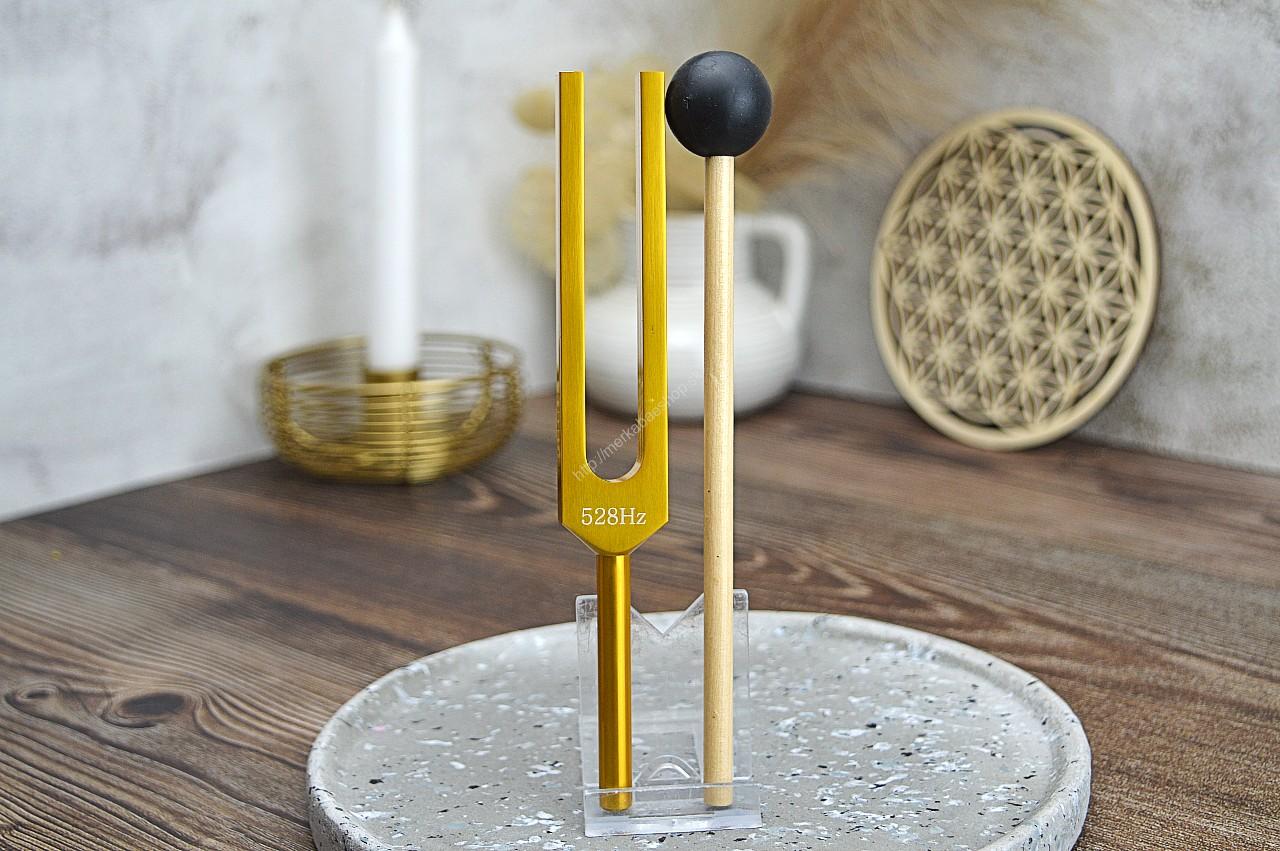 Terapeutická Ladička oprava DNA, FREKVENCIA LÁSKY  528 Hz Eloxovaná +AKTIVÁTOR A OBAL 528 Hz frekvencia lásky v tóne- Mi .