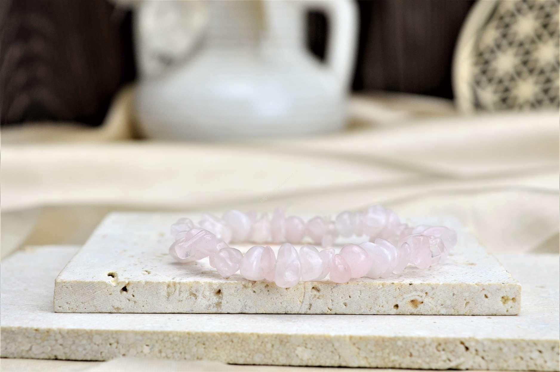 náramok sekaný RUŽENÍN- Bezpodmienečná Láska, Sebaláska, Odpustenie, Radosť, Srdcová Čakra - M-17cm Afirmácia: Bezpodmienečne sa Milujem


Ruženín – kameň lásky a vzťahov.