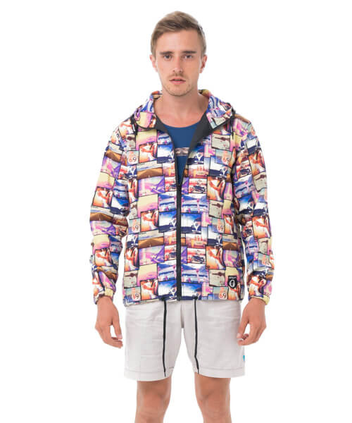 Pánska bunda 69SLAM ROAD TRIP (MHWRTP-PM) M.
Oživte svoj šatník a vyjadrite svoju osobnosť s výraznou bundou od 69SLAM – značky, ktorá vznikla na slnečnom Bali a je určená pre tých, ktorí sa neboja byť viditeľní.
Ľahký a odolný materiál pre aktívny život
Bunda je vyrobená z ľahkého polyesteru, ktorý vyniká svojou odolnosťou, ľahkou údržbou a rýchloschnúcimi vlastnosťami.
Štýl, ktorý nikdy nezostarne
Typický podpis značky 69SLAM – odvážne vzory, provokatívne motívy a divoké dizajny – zaručí, že sa nestratíte v dave.
Nečakajte, buďte sami sebou – v bunde od 69SLAM
Nevypadajte ako dav – obliekajte sa originálne a žite život naplno.
Prečo si ju zamilujete?

Ľahký, odolný a rýchloschnúci materiál
Výrazný dizajn inšpirovaný životom na Bali
Skvelá voľba na každodenné nosenie, cestovanie a voľný čas
Voľný strih pre maximálne pohodlie
Štýlová kapucňa a kvalitný zips pre funkčnosť a štýl

Ako sa starať o bundu 69SLAM:

Pranie: Bundu perte pri maximálnej teplote 30 °C.


Sušenie: Nesušte v sušičke.


Žehlenie: Bundu nežehlite.