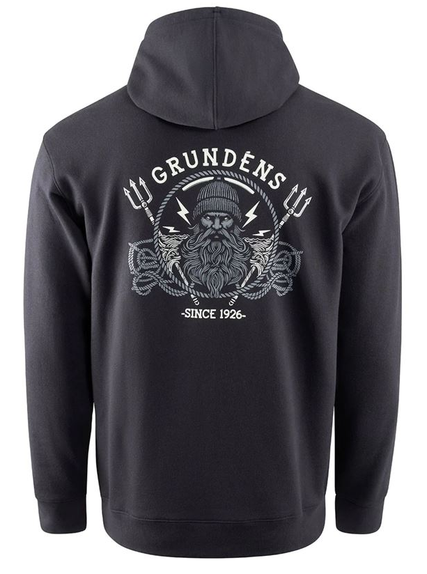Grundéns mikina sentinel of the seas hoodie black - l.
 Hlavné vlastnosti: •Odvážna grafika inšpirovaná mytológiou mora •Pohodlný strih pre celodenné nosenie •Ideálne pre rybolov a voľnočasové aktivity •Symbol rešpektu a odolnosti pre profesionálnych rybárov
