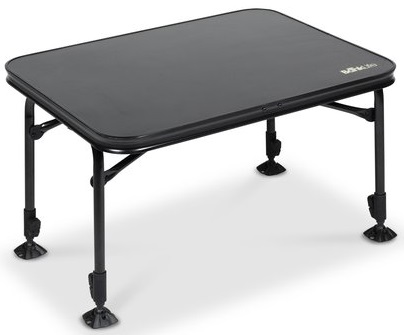 Nash stolík bank life adjustable table large.
 
 Odolné pracovné dosky stola proti rozbitiu a poveternostným vplyvom 
 Nastaviteľná výška nôh jedným dotykom 
 Otočné pätky nôh do každého terénu 
 Plochý transportný tvar 
 Rozmery: 120 cm (d) x 80 cm (š) 
 Výška: 58-76 cm 
 Váha: 7.5 kg