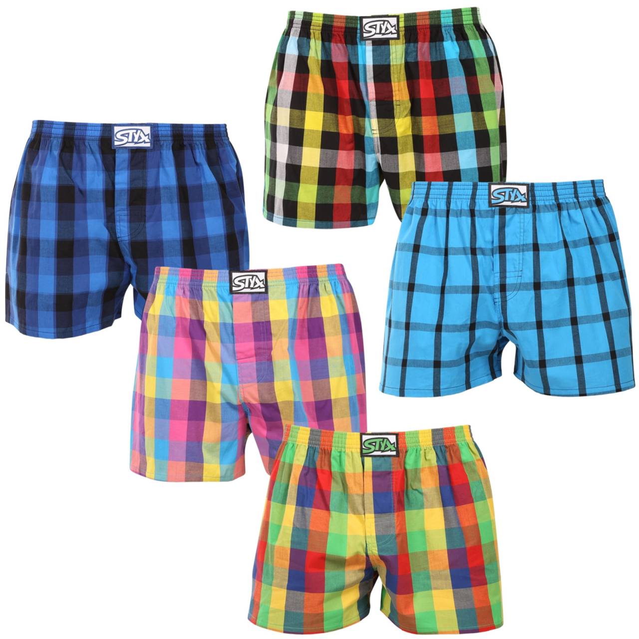5PACK pánske trenky Styx klasická guma viacfarebné (5A0113456) XXL, trenírky.
Doprajte si štýl a pohodlie s pánskymi šortkami Styx v pestrých farbách a originálnom dizajne.
Mäkký materiál pre celodenné pohodlie
Šortky Styx sú vyrobené zo 100 % bavlny, ktorá ponúka mäkkosť a priedušnosť aj pri celodennom nosení.
Originálny dizajn a pohodlné nosenie
Šortky Styx vnesú do vášho šatníka hravosť a jedinečný štýl vďaka odvážnym farbám a originálnym potlačiam.
Prečo si zaobstarať šortky Styx?

Vyrobené v Českej republike s dôrazom na kvalitu a precíznosť.


Materiál zo 100 % bavlny pre mäkkosť a pohodlie.


Originálne a zábavné vzory, ktoré vás odlíšia.

Kvalita z Českej republiky, to je spodná bielizeň Styx
Spodná bielizeň Styx sa kompletne vyrába v Českej republike.
Ako sa starať o šortky Styx
Ak chcete zachovať kvalitu a pohodlie svojich šortiek, postupujte podľa týchto pokynov:

Pranie: Perte pri maximálnej teplote 30 °C, aby ste zachovali intenzívne farby a mäkkosť bavlny.


Sušenie: Neodporúčame sušenie v bubnovej sušičke, radšej ich nechajte voľne uschnúť na vzduchu.


Žehlenie: Šortky môžete žehliť pri nízkej teplote, aby mali hladký vzhľad.

Tip: Staňte sa expertom na údržbu spodnej bielizne vďaka tipom v našom článku a doprajte svojim obľúbeným kúskom starostlivosť, akú si zaslúžia.
