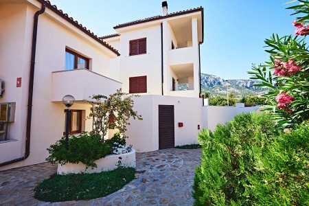 Taliansko Sardínia / Sardegna Parco Blu Club Resort 8 dňový pobyt Raňajky Vlastná September 2026 (19/09/26-26/09/26)