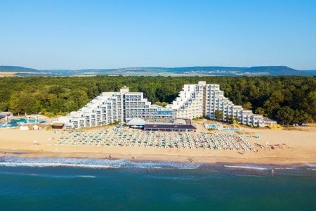 Bulharsko Albena Slavuna 8 dňový pobyt All Inclusive Letecky Letisko: Bratislava August 2026 ( 6/08/26-13/08/26)