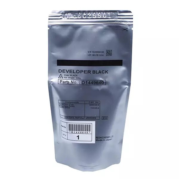 Ricoh D1449640 čierny (black) originálny developer.
Originálny developer = záruka priamo od výrobcu tlačiarne
100 % použitie v tlačiarni - bezproblémová funkčnosť
Použitím originálneho developeru predlžujete životnosť tlačiarne
Osvedčená špičková kvalita - originálny developer poskytuje mimoriadne výsledky
Trvalé a profesionálne výsledky tlače - dlhodobá udržateľnosť tlače
Produktivita tlače - rovnaká tlač po celú jeho životnosť
Maximálna jednoduchá obsluha = efektívna tlač
Garantujeme Vám spokojnosť s použitím originálneho developeru
Zabezpečujeme bezplatnú recykláciu originálnych náplní

Kód výrobcu: D1449640