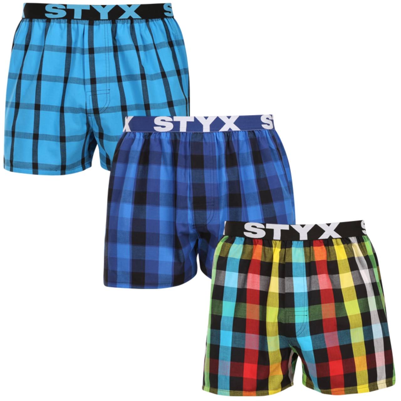 3PACK pánske trenky Styx športová guma viacfarebné (3B010106) L, trenírky.
Hľadáte šortky, ktoré v sebe spájajú štýl, pohodlie a prvotriednu kvalitu?
Vysokokvalitná bavlna pre dokonalé pohodlie
Šortky sú vyrobené z prvotriednej 100 % bavlny, ktorá je nielen mäkká na dotyk, ale aj úžasne priedušná.
Klasický strih a moderný vzhľad
Vďaka voľnému strihu sa v týchto šortkách budete cítiť úplne pohodlne, pretože poskytujú dostatok priestoru na prirodzený pohyb.
Prečo by ste určite mali vyskúšať šortky Styx

100 % bavlna pre maximálne pohodlie: Šortky sú vyrobené z vysokokvalitnej bavlny, ktorá je mäkká, priedušná a jemná k pokožke, čo zaručuje pohodlie počas celého dňa.
Športový tkaný elastický: Pevná, ale pohodlná guma s logom Styx drží šortky na mieste bez nepríjemného zarezávania alebo uvoľňovania.
Česká výroba a kvalitné spracovanie: Styx je tradičná česká značka, ktorá sa pýši precíznym spracovaním, odolnosťou a dlhou životnosťou výrobkov.

Česká značka Styx ponúka zábavu aj prvotriednu kvalitu
Spodnú bielizeň Styx si obľúbia najmä tí, pre ktorých je dôležitá individualita.
Ako sa starať o šortky Styx?
Aby ste si šortky udržali dlho v skvelej kondícii, odporúčame dodržiavať tieto tipy.

Pranie: Odporúčame prať pri teplote 30 °C, aby si bavlna zachovala svoju mäkkosť a farby zostali sýte.
Sušička: Sušenie v sušičke sa neodporúča, aby sa materiál nezrazil.
Žehlenie: Bavlnu je možné žehliť, ale odporúča sa nižšia teplota, aby nedošlo k poškodeniu látky.

Tip: Staňte sa expertom na údržbu spodnej bielizne vďaka radám v našom článku a doprajte svojim obľúbeným kúskom starostlivosť, ktorú si zaslúžia.