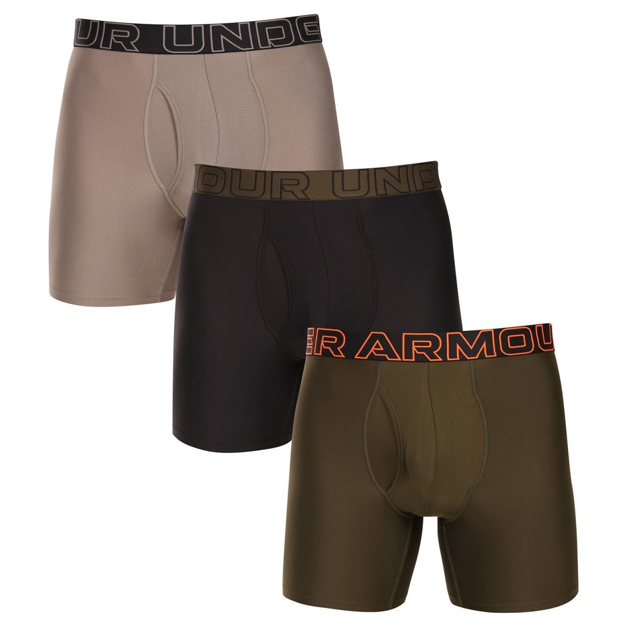 3PACK pánske boxerky Under Armour  viacfarebné (1383878 200) 4XL, trenky.
Ak hľadáte spodnú bielizeň, ktorá vám poskytne skvelú oporu pri športe aj každodennom nosení, potom sú boxerky Under Armour tou správnou voľbou!
Prvotriedna zmes materiálov pre maximálne pohodlie
Boxerky Under Armour sú vyrobené zo zmesi bavlny a umelých vlákien, čo im dodáva priedušnosť, pružnosť a príjemný pocit na pokožke.
Tkaná guma a dlhšie nohavice pre väčšie pohodlie a ochranu
Pružný elastický pás s logom Under Armour drží boxerky bezpečne na svojom mieste bez toho, aby tlačili alebo zaborili.
Prečo si vybrať boxerky Under Armour?

Skvelá kombinácia materiálov: Funkčné materiály zaisťujú maximálne pohodlie.
Dlhšie nohavice: Skvelá podpora a pohodlie počas celého dňa.
Ideálne na šport a bežné nosenie: Funkčný dizajn, priedušné materiály a dokonalý strih.

Spodná bielizeň Under Armour pre aktívny životný štýl
Značku Under Armour založil bývalý hráč amerického futbalu Kevin Plank, ktorý bol nespokojný so svojím športovým oblečením, ktoré sa ľahko potilo a rozhodne nevonia.
Ako sa starať o boxerky Under Armour?
Aby ste mali istotu, že vaše boxerky zostanú dlho v skvelom stave, odporúčame dodržiavať tieto pokyny.

Pranie: Odporúčame prať pri teplote 30 °C, aby sa zachovala elasticita a farba.
Sušenie: Neodporúčame, sušte na vzduchu, aby ste zabránili poškodeniu vlákien.
Žehlenie: Nežehlite, materiál je prirodzene odolný voči pokrčeniu.

Tip: Športová bielizeň si zaslúži šetrné zaobchádzanie.
