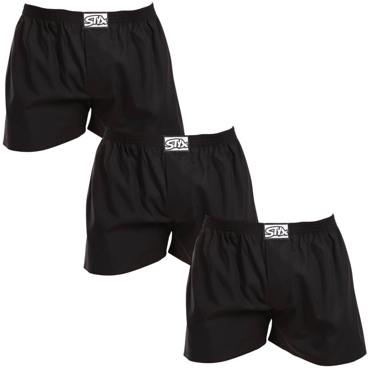 3PACK pánske trenky Styx klasická guma nadrozmer čierne (3E0960) 3XL, trenírky.
Doprajte si štýl a pohodlie s pánskymi šortkami Styx v pestrých farbách a originálnom dizajne.
Mäkký materiál pre celodenné pohodlie
Šortky Styx sú vyrobené zo 100 % bavlny, ktorá ponúka mäkkosť a priedušnosť aj pri celodennom nosení.
Originálny dizajn a pohodlné nosenie
Šortky Styx vnesú do vášho šatníka hravosť a jedinečný štýl vďaka odvážnym farbám a originálnym potlačiam.
Prečo si zaobstarať šortky Styx?

Vyrobené v Českej republike s dôrazom na kvalitu a precíznosť.


Materiál zo 100 % bavlny pre mäkkosť a pohodlie.


Originálne a zábavné vzory, ktoré vás odlíšia.

Kvalita z Českej republiky, to je spodná bielizeň Styx
Spodná bielizeň Styx sa kompletne vyrába v Českej republike.
Ako sa starať o šortky Styx
Ak chcete zachovať kvalitu a pohodlie svojich šortiek, postupujte podľa týchto pokynov:

Pranie: Perte pri maximálnej teplote 30 °C, aby ste zachovali intenzívne farby a mäkkosť bavlny.


Sušenie: Neodporúčame sušenie v bubnovej sušičke, radšej ich nechajte voľne uschnúť na vzduchu.


Žehlenie: Šortky môžete žehliť pri nízkej teplote, aby mali hladký vzhľad.

Tip: Staňte sa expertom na údržbu spodnej bielizne vďaka tipom v našom článku a doprajte svojim obľúbeným kúskom starostlivosť, akú si zaslúžia.