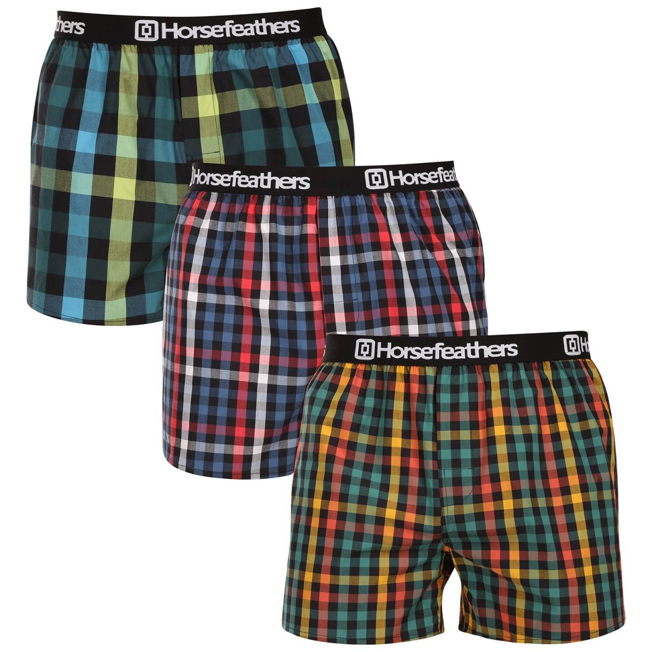 3PACK pánske trenky Horsefeathers Clay Bundle 3 (AM283C) XL, trenírky.
Ukážte svoj štýl a zmysel pre humor s pánskymi šortkami Horsefeathers.
Kvalitný materiál pre dokonalé pohodlie
Šortky Horsefeathers sú vyrobené zo 100 % bavlny, čo znamená, že vám ponúknu príjemný pocit na pokožke.
Originálny dizajn a pohodlné nosenie
Každý pár šortiek je vybavený jedinečnou potlačou, ktorá dodá vášmu šatníku štýl a moderný nádych.
Prečo si tieto šortky zamilujete?

Originálne potlače, ktoré dodajú zábavu každému dňu.


Pohodlný materiál a voľný strih pre celodenné pohodlie.


Kvalitné spracovanie od značky Horsefeathers, ktorá je synonymom štýlu a spoľahlivosti.

Pánske šortky Horsefeathers majú štýl
Slovo „horsefeathers“ znamená v angličtine „úplný nezmysel“, ale spodná bielizeň od rovnomennej značky vás presvedčí, že pri jej kúpe žiadny nezmysel nehrozí.
Ako sa starať o svoje nové šortky
Aby ste sa uistili, že vaše šortky zostanú čo najdlhšie v skvelej forme, dodržiavajte tieto pokyny:

Pranie: Perte pri maximálnej teplote 30°C s jemnými pracími prostriedkami.


Sušenie: Sušenie v bubnovej sušičke neodporúčame, aby sa materiál nezrazil alebo nepoškodil potlač.


Žehlenie: Šortky môžete žehliť pri nízkej teplote.

Tip: Staňte sa expertom na údržbu spodnej bielizne vďaka radám v našom článku a doprajte svojim obľúbeným kúskom starostlivosť, akú si zaslúžia.