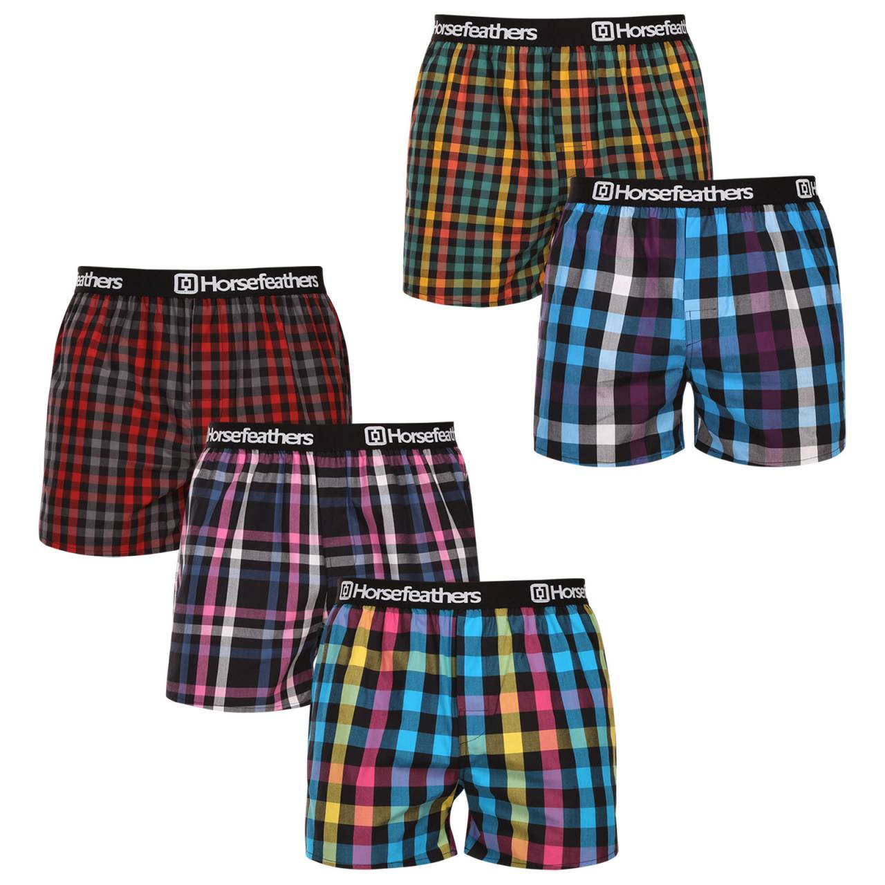 5PACK pánske trenky Horsefeathers Clay Bundle 3 (AM284C) L, trenírky.
Ukážte svoj štýl a zmysel pre humor s pánskymi šortkami Horsefeathers.
Kvalitný materiál pre dokonalé pohodlie
Šortky Horsefeathers sú vyrobené zo 100 % bavlny, čo znamená, že vám ponúknu príjemný pocit na pokožke.
Originálny dizajn a pohodlné nosenie
Každý pár šortiek je vybavený jedinečnou potlačou, ktorá dodá vášmu šatníku štýl a moderný nádych.
Prečo si tieto šortky zamilujete?

Originálne potlače, ktoré dodajú zábavu každému dňu.


Pohodlný materiál a voľný strih pre celodenné pohodlie.


Kvalitné spracovanie od značky Horsefeathers, ktorá je synonymom štýlu a spoľahlivosti.

Pánske šortky Horsefeathers majú štýl
Slovo „horsefeathers“ znamená v angličtine „úplný nezmysel“, ale spodná bielizeň od rovnomennej značky vás presvedčí, že pri jej kúpe žiadny nezmysel nehrozí.
Ako sa starať o svoje nové šortky
Aby ste sa uistili, že vaše šortky zostanú čo najdlhšie v skvelej forme, dodržiavajte tieto pokyny:

Pranie: Perte pri maximálnej teplote 30°C s jemnými pracími prostriedkami.


Sušenie: Sušenie v bubnovej sušičke neodporúčame, aby sa materiál nezrazil alebo nepoškodil potlač.


Žehlenie: Šortky môžete žehliť pri nízkej teplote.

Tip: Staňte sa expertom na údržbu spodnej bielizne vďaka radám v našom článku a doprajte svojim obľúbeným kúskom starostlivosť, akú si zaslúžia.