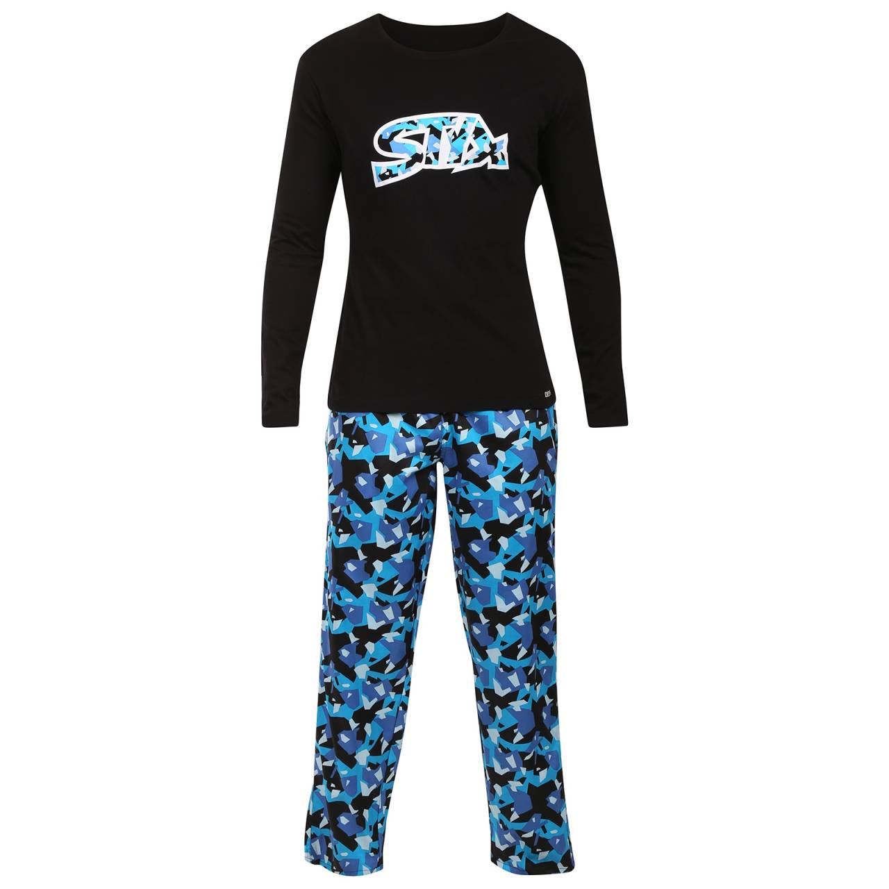 Pánske pyžamo Styx maskáč hranatý (PDP1858) M.
Chcete si dopriať maximálne pohodlie pri spánku a relaxácii doma?
Kvalitné materiály pre maximálne pohodlie
Pánske pyžamo Styx je vyrobené z prvotriednych materiálov, ktoré zaručujú pohodlie počas celej noci.
Pohodlný strih a moderný dizajn
Strih pyžama Styx je navrhnutý pre dokonalé pohodlie.
Prečo si vybrať pánske pyžamo Styx?

Prémiové materiály: Bavlnený satén na nohavice, mäkká bavlna na košeľu.
Pohodlný strih: Voľnosť pohybu a maximálne pohodlie.
Česká výroba: Záruka kvality a podpora lokálnych výrobkov.

Kvalita z Českej republiky - to je spodná bielizeň Styx
Značka Styx má viac ako 30 rokov skúseností s výrobou kvalitnej spodnej a domácej bielizne.
Ako sa starať o pyžamo Styx?

Pranie: Per na 30 °C s jemným pracím prostriedkom.
Sušenie: Najlepšie je nechať ho voľne uschnúť, sušičku radšej vynechajte.
Žehlenie: Pokiaľ je potrebné, žehli naruby na nízku teplotu.

Tip: Staňte sa expertom na údržbu spodnej bielizne vďaka tipom v našom článku a doprajte svojim obľúbeným kúskom starostlivosť, akú si zaslúžia.