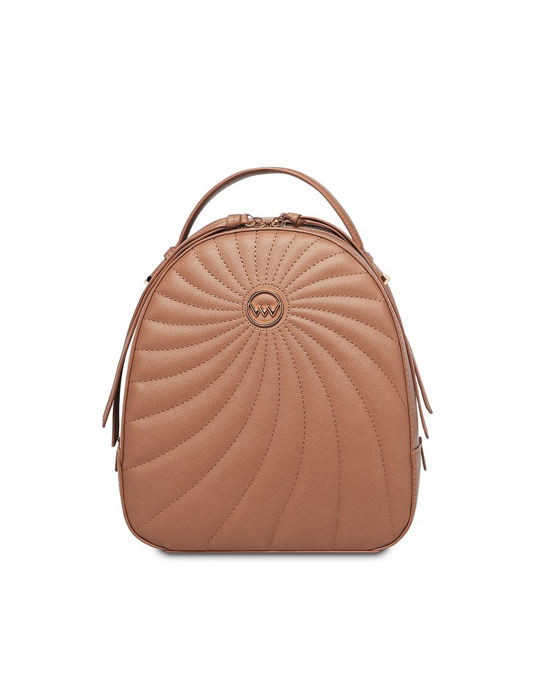 VUCH Ami Mocha.

Dizajn s novim prošivanjem
Glavno zatvaranje na zatvarač s dugim poteznicima
Vanjski džepić na zatvarač
Unutarnji odjeljci za sitnice
Podesivi naramenice
 RUKSACI
„Imaš li ukorijenjen stav da ruksaci nisu dovoljno kombinabilni?