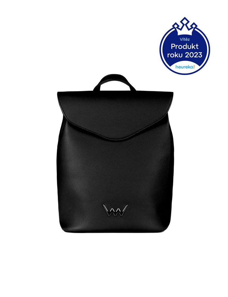 VUCH Linton.

Priestranné vnútorné vrecko s dvojitým zapínaním - zips a magnet 
Praktické vonkajšie vrecko na zips na zadnej časti batohu 
Vnútorné priehradky na mobil a vrecko na zips 
Nastaviteľné ramenné popruhy
 SimplyV
Simple Vušky, Simply Vuch!
Nadčasová, minimalistická a elegantná.