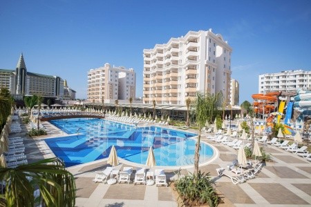 Turecko Antalya Ramada Resort By Wyndham Lara 14 dňový pobyt Ultra All inclusive Letecky Letisko: Praha August 2026 ( 3/08/26-16/08/26)