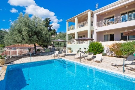 Grécko Lefkada Rouda Village 7 dňový pobyt Bez stravy Letecky Letisko: Praha July 2026 (16/07/26-22/07/26)