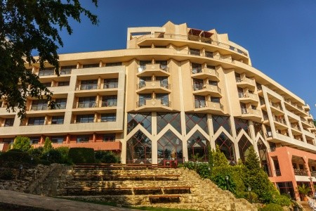 Bulharsko Zlaté Piesky Park Hotel Odessos 3 dňový pobyt All Inclusive Letecky Letisko: Praha July 2026 (26/07/26-28/07/26)
