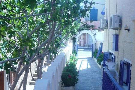 Grécko Santorini Dilino 15 dňový pobyt Bez stravy Letecky Letisko: Viedeň June 2026 ( 9/06/26-23/06/26)