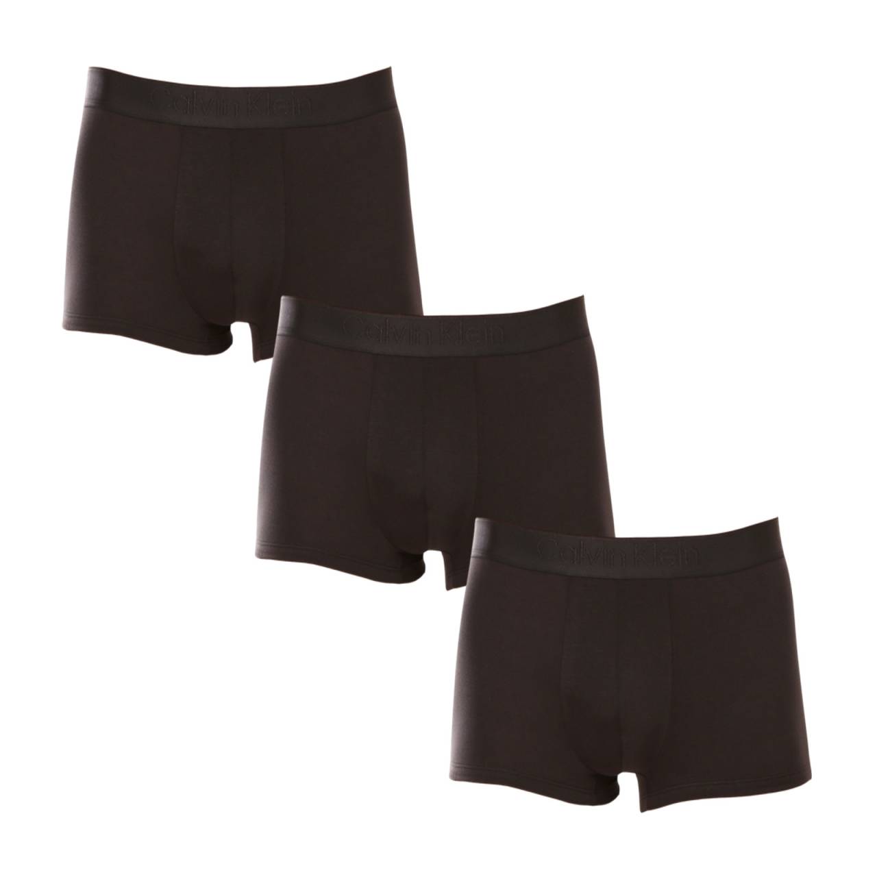 3PACK pánske boxerky Calvin Klein čierné (NB3651A-UB1) S, trenky.
Táto sada pánskych boxeriek Calvin Klein prináša nielen dokonalé pohodlie, ale aj nadčasový a moderný štýl.
Kvalitný materiál na každodenné nosenie
Boxerky Calvin Klein sú vyrobené z prvotriednej bavlny s prímesou elastanu pre mäkkosť, priedušnosť a pružnosť.
Kratšie nohavice pre maximálnu voľnosť pohybu
Boxerky Calvin Klein majú kratšie nohavičky, takže sú ideálnou voľbou pre tých, ktorí uprednostňujú voľnejší pohyb a minimálne obmedzenia.
Výhody, ktoré oceníte každý deň

Priedušná bavlna: Udrží vás svieže po celý deň.


Pružnosť vďaka elastanu: Boxerky sa dokonale prispôsobia vášmu telu a neobmedzujú v pohybe.


Štýlový elastický pás: Logo Calvin Klein dodáva boxerkám nadčasový vzhľad.

Spodná bielizeň Calvin Klein vám dodá jedinečný štýl
Pánska spodná bielizeň Calvin Klein patrí k stáliciam módneho priemyslu.
Ako sa starať o boxerky Calvin Klein
Aby si vaše boxerky zachovali svoju kvalitu a pohodlie po dlhú dobu, odporúčame dodržiavať tieto pokyny:

Pranie: Boxerky perte pri teplote 30 °C, aby ste zachovali mäkkosť materiálu.


Sušenie: Možno bezpečne sušiť v sušičke na nízkom stupni.


Žehlenie: Boxerky nie je potrebné žehliť.

Tip: Nájsť ten správny kus spodnej bielizne, ktorý vám dokonale padne, je niekedy náročné.