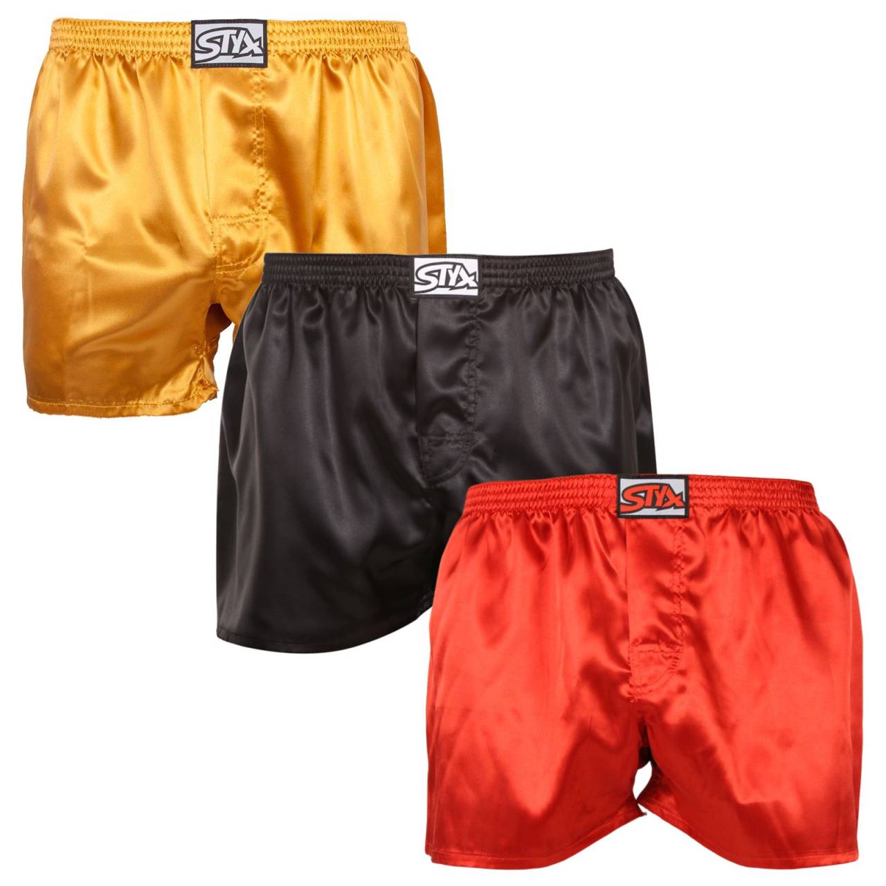 3PACK Herren Boxershorts Styx klassicher Gummizug satin mehrfarbig (3C06350) L.
Erleben Sie ultimativen Komfort mit den Styx Herren-Satin-Shorts in sexy Schwarz.
Hochwertige Materialien und Verarbeitung
Die Shorts sind aus Polyester-Satin gefertigt, was mehrere entscheidende Vorteile mit sich bringt.
Modernes Design für stilvolle Männer
Die schwarze Farbe mit leichtem Glanz verleiht diesen Shorts einen zeitlosen und eleganten Look.
Warum die Satin-Shorts von Styx in Ihrem Kleiderschrank nicht fehlen dürfen

Elegantes Design: Die satinierte Oberfläche und die schwarze Farbe verleihen ihm einen einzigartigen Stil.
Maximaler Komfort: Das leichte Material und die lockere Passform sorgen dafür, dass Sie sich den ganzen Tag lang wohlfühlen.
Unterstützung für die tschechische Produktion: Sie kaufen ein Produkt mit dem Qualitätssiegel aus der Tschechischen Republik.

Styx-Unterwäsche ist eine der beliebtesten
Die tschechische Marke Styx ist bei den Kunden vor allem für ihre Shorts mit neuartigen Mustern in kräftigen Farben bekannt.
Wie pflege ich meine Styx-Satin-Shorts?
Damit Sie sich in Ihren Lieblingsshorts so lange wie möglich wohlfühlen, empfehlen wir Ihnen, diese Tipps zu befolgen.

Wäscherei: Wir empfehlen das Waschen bei 30 °C.
Trocknen: Ein Trockner wird nicht empfohlen.
Bügeln: Falls erforderlich, können Sie die Shorts bei einer niedrigeren Temperatur bügeln.

Tip: Es kann schwierig sein, die richtige Unterwäsche zu finden, die perfekt sitzt.