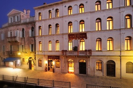 Taliansko Benátky Ai Due Principi 4 dňový pobyt Raňajky Letecky Letisko: Praha August 2026 ( 2/08/26- 5/08/26)