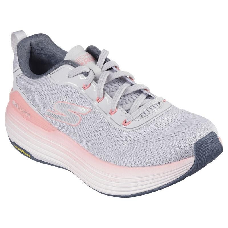 Skechers max cushioning suspe 36.