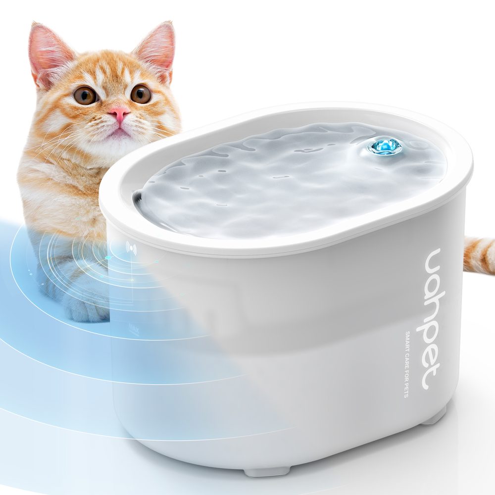 UahPet Glow Trinkrunnen für Haustiere.
Der neue Glow Brunnen mit einem Volumen von 2 Litern von UahPet ist der Spitzenreiter unter den Springbrunnen!
Perfekte Filtration 
Die Filterung erfolgt in 7 Schichten, wodurch das Wasser perfekt gereinigt wird.
 

Unerreichtes Volumen und Batterielebensdauer
Der Glow Fountain hält bis zu 10 Tage, ohne dass Wasser nachgefüllt werden muss, da er ein Fassungsvermögen von 2 Litern hat.
