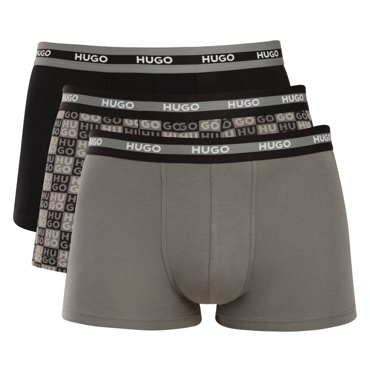 3PACK pánske boxerky HUGO viacfarebné (50545668 996) L, trenky.
Stavte na nadčasovú eleganciu a špičkový komfort s pánskymi boxerkami HUGO.
Materiál, ktorý vám dokonale padne
Kombinácia vysokokvalitnej bavlny s prímesou elastanu zaručuje optimálnu kombináciu pohodlia a pružnosti.
Štýl, ktorý hovorí sám za seba
Striedma farebnosť je vhodná pre všetkých mužov, ktorí nemajú radi módne výstrelky.
Prečo si zamilujete boxerky HUGO

Prvotriedny materiál v kombinácii bavlny a elastanu.
Elegantný dizajn v klasických farbách.
Kratšie nohavičky pre väčšie pohodlie.

Spodná bielizeň Hugo pre milovníkov pohodlia a luxusu
Značka spodnej bielizne Hugo patrí do rodiny odevov Hugo Boss a vyniká kvalitnými materiálmi a precíznym spracovaním.
Ako sa starať o boxerky HUGO
Aby vaše obľúbené boxerky dlho vydržali, odporúčame dodržiavať tieto tipy.

Pranie: Per je pri teplote 40 °C.
Sušenie: Boxerky môžeš sušiť v sušičke na šetrný program.
Žehlenie: Pokiaľ je potrebné, žehli ich naruby pri nižšej teplote.

Tip: Staňte sa expertom na údržbu spodnej bielizne vďaka radám v našom článku a doprajte svojim obľúbeným kúskom starostlivosť, ktorú si zaslúžia.