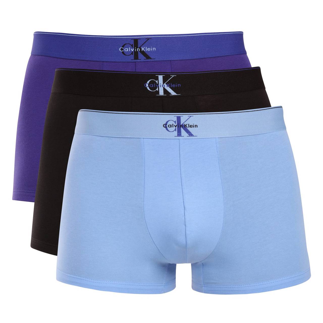 3PACK pánske boxerky Calvin Klein viacfarebné (NB4472-TI8) M, trenky.
Užívajte si maximálne pohodlie a luxus s pánskymi boxerkami Calvin Klein.
Kvalitný materiál pre celodenné pohodlie
Tieto boxerky sú vyrobené z prvotriednej zmesi bavlny a elastanu.
Elegantný dizajn a praktický strih
Tkaná guma s kontrastným logom Calvin Klein vytvárajú štýlový a nadčasový vzhľad.
Prečo si zamilujete boxerky Calvin Klein

Prvotriedny materiál: Kombinácia bavlny a elastanu zaručuje mäkkosť, priedušnosť a elasticitu pre maximálne pohodlie počas celého dňa.


Štýlový dizajn: Ikonické logo Calvin Klein s vyšívanou gumou dodáva boxerkám elegantný vzhľad vhodný na každú príležitosť.


Praktický strih: dlhšie nohavice a prispôsobivý strih poskytujú väčšie pohodlie a voľnosť pohybu, ideálne na bežné nosenie, do práce aj na voľný čas.

Spodnú bielizeň Calvin Klein milujú ľudia na celom svete
Pánska spodná bielizeň Calvin Klein patrí k stáliciam módneho priemyslu.
Ako sa starať o boxerky Calvin Klein
Aby si vaše nové boxerky zachovali svoj vzhľad a kvalitu čo najdlhšie, dodržiavajte tieto jednoduché pokyny:

Pranie: Perte ich pri maximálnej teplote 30 °C.


Sušenie: Sušenie v bubnovej sušičke sa neodporúča - najlepšou voľbou je sušenie na vzduchu.


Žehlenie: Boxerky nie je potrebné žehliť, čím ušetríte čas a námahu.

Tip: Hľadanie obľúbenej spodnej bielizne môže byť beh na dlhé trate, preto chceme, aby vám obľúbené kúsky dlho vydržali.