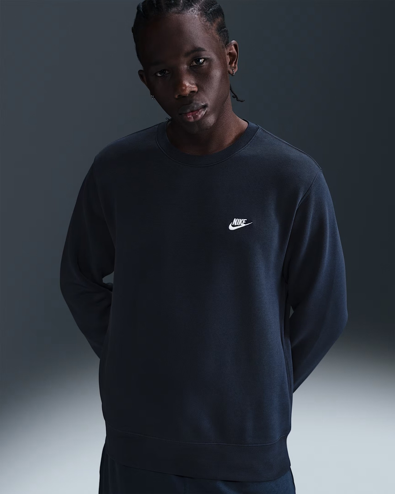 Nike Club L.