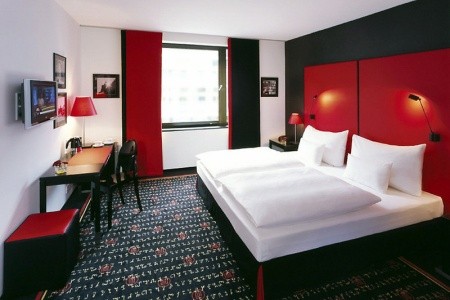 Česká republika Praha a okolie Angelo Hotel Prague 2 dňový pobyt Raňajky Vlastná November 2026 (27/11/26-28/11/26)