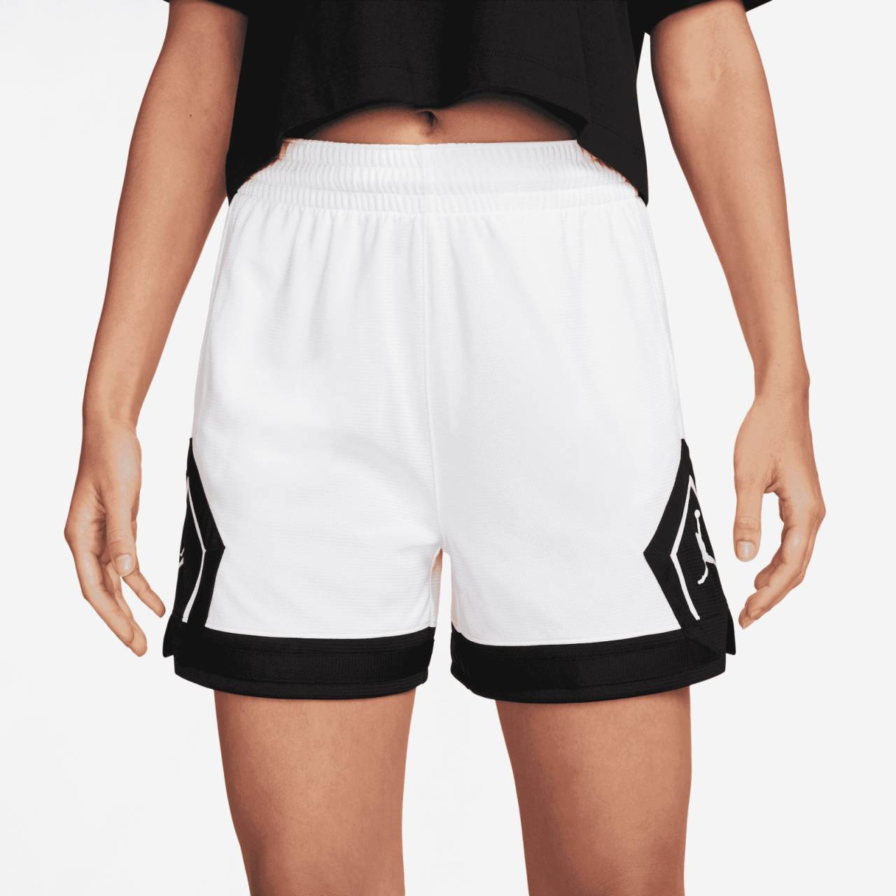 Jordan 4 Diamond Shorts L.