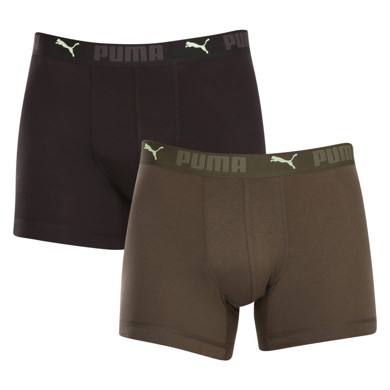 2PACK pánske boxerky Puma viacfarebné (701210962 008) M, trenky.
Užite si dokonalú kombináciu pohodlia a moderného štýlu s pánskymi boxerkami Puma.
Kvalitný materiál, ktorý vás nesklame
Boxerky sú vyrobené z prvotriednej bavlnenej zmesi s prímesou elastanu, ktorá zaručuje ich mäkkosť, priedušnosť a pružnosť.
Moderný dizajn a presný strih na každodenné nosenie
Nadčasové farebné prevedenie si nájde miesto v šatníku každého štýlového muža.
Prečo si kúpiť boxerky Puma

Štýlový a moderný dizajn: Minimalistický vzhľad s pohodlným elastickým pásom dodáva boxerkám elegantný štýl vhodný pre každého muža.
Kvalitný materiál: Zmes bavlny a elastanu poskytuje mäkkosť, priedušnosť a odolnosť, takže boxerky sa dokonale prispôsobia vášmu telu a dlho vydržia.
Presný strih a dokonalá podpora: Dlhšie nohavice poskytujú dostatočné krytie a zabraňujú odieraniu stehien.

Spodná bielizeň Puma sa hodí nielen športovcom
Značka Puma je známa po celom svete vďaka svojmu oblečeniu a spodnej bielizni, ktorú nosia slávni športovci.
Ako sa starať o boxerky Puma
Aby vám nové boxerky dlho vydržali, odporúčame dodržiavať tieto pokyny.

Pranie: Odporúčame prať pri maximálnej teplote 40 °C, aby sa zachovala kvalita materiálu.
Žehlenie: Nežehlite, aby ste nepoškodili elastické vlákna.
Sušenie: Neodporúča sa používať sušičku, aby boxerky nestratili svoju pružnosť a tvar.

Tip: Hľadanie obľúbenej spodnej bielizne môže byť beh na dlhé trate, preto chceme, aby vám obľúbené kúsky dlho vydržali.