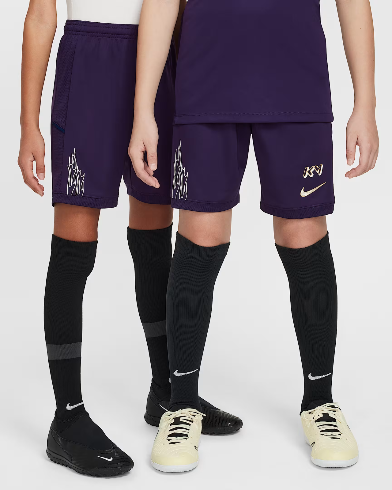 Nike Kylian Mbappe Kids Dri-Fit Shorts XL.