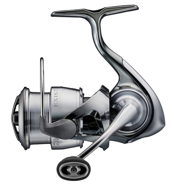 Daiwa navijak exist 22 lt5000d-c.
 Vlastnosti: •AIRDRIVE design •Horčíkové telo MQ® Monocoque Magnesium •Konštrukcia tela MagSealed® •12 guličkových ložísk (vr.