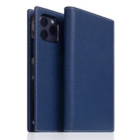 SLG Design puzdro D8 Full Grain Leather pre iPhone 12 Pro Max - Navy Blue.

- vyrobené z pravej full grain kože
- pocit luxusu pri dotyku s pokožkou
- dôraz na kvalitu a precíznosť
- povrch kože je odborníkmi ručne upravený do konečnej podoby
- priečinky na odloženie kreditných kariet vo vnútornej časti puzdra 
- bezdrôtové nabíjanie, všetky porty a funkcie sú zachované aj v obale