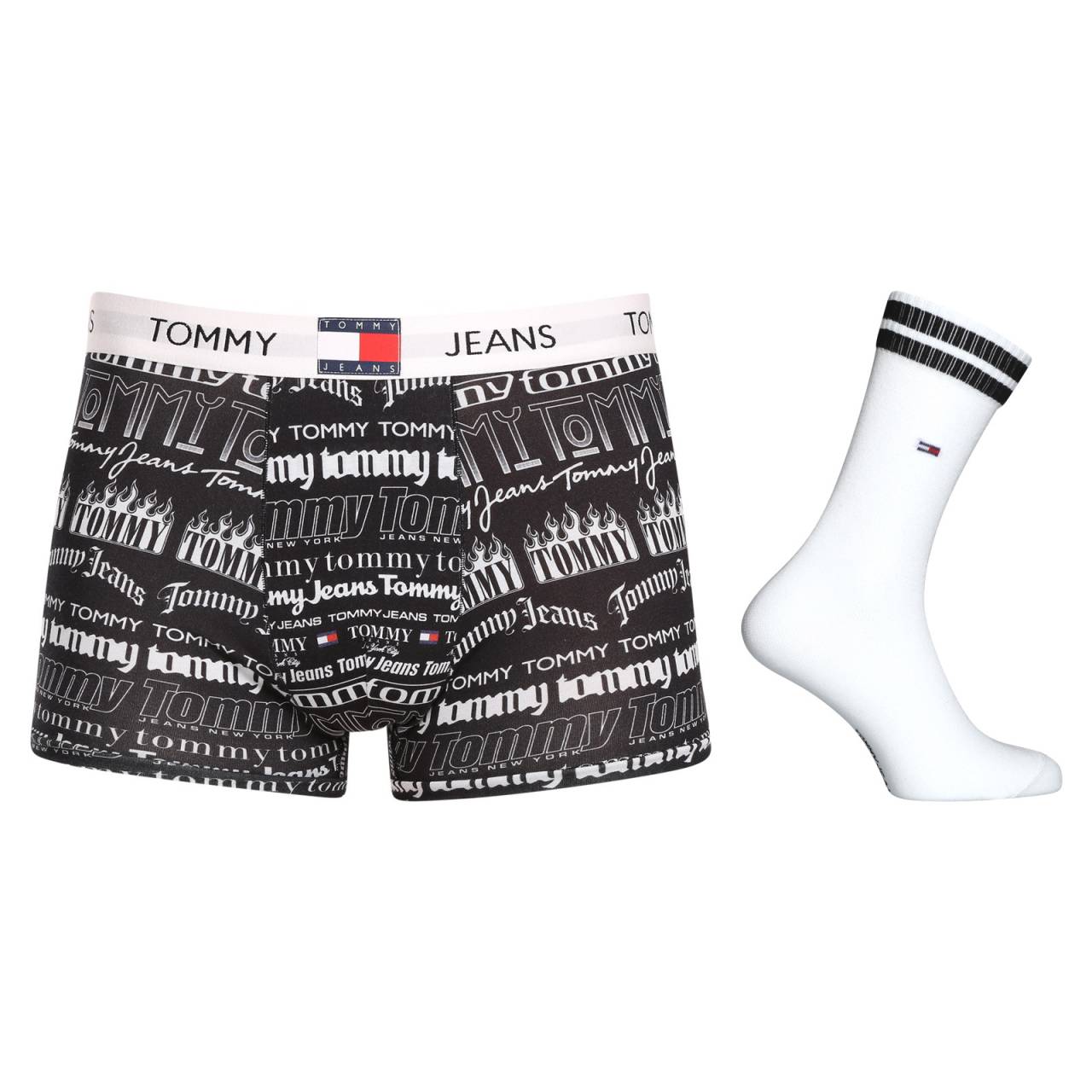 Pánsky set Tommy Hilfiger boxerky a ponožky v darčekovém balenie (UM0UM02966 0SE) S, trenky.
Hľadáte set pánskej spodnej bielizne, ktorá je vyrobená z príjemného materiálu?