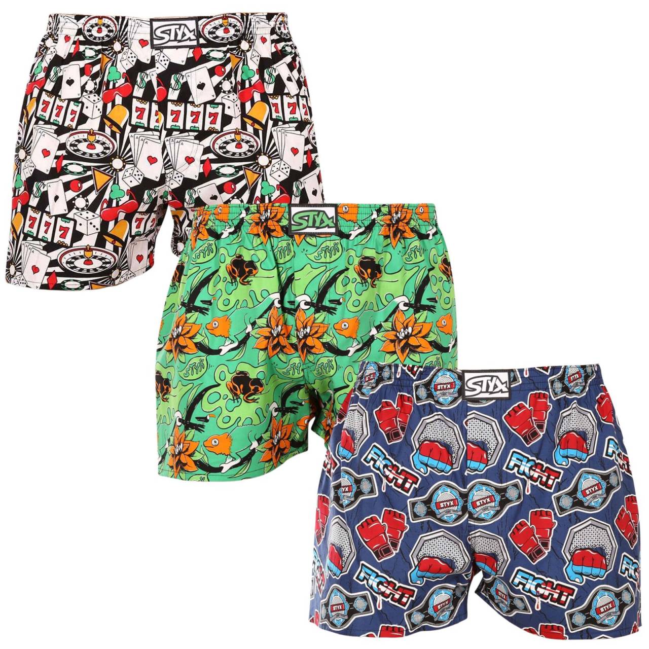 3PACK Herren Boxershorts Styx art klassischer Gummizug mehrfarbig (3A15367) XL.
Gönnen Sie sich Stil und Komfort mit den Styx-Shorts für Männer in bunten und originellen Designs.
Weiches Material für ganztägigen Komfort
Die Styx-Shorts bestehen aus 100% Baumwolle, die auch bei ganztägigem Tragen weich und atmungsaktiv ist.
Originelles Design und bequeme Passform
Die Styx-Shorts bringen mit ihren kräftigen Farben und originellen Prints Verspieltheit und einzigartigen Stil in Ihre Garderobe.
Warum Styx-Shorts?

Hergestellt in der Tschechischen Republik mit dem Schwerpunkt auf Qualität und Präzision.


Das Material aus 100% Baumwolle sorgt für Weichheit und Komfort.


Originelle und witzige Designs, die Sie von der Masse abheben werden.

Qualität aus der Tschechischen Republik, das ist Styx-Unterwäsche
Die Unterwäsche von Styx wird vollständig in der Tschechischen Republik hergestellt.
Pflegehinweise für Styx-Shorts
Um die Qualität und den Komfort Ihrer Shorts zu erhalten, beachten Sie bitte die folgenden Hinweise:

Wäscherei: Bei maximal 30 °C waschen, damit die Farben intensiv und die Baumwolle weich bleibt.


Trocknen: Wir empfehlen, sie nicht im Trockner zu trocknen, sondern sie an der Luft trocknen zu lassen.


Bügeln: Für ein glattes Aussehen können Sie die Shorts bei niedriger Temperatur bügeln.

Tip: Werden Sie mit den Tipps in unserem Artikel zum Experten für die Pflege von Dessous und geben Sie Ihren Lieblingsstücken die Pflege, die sie verdienen.