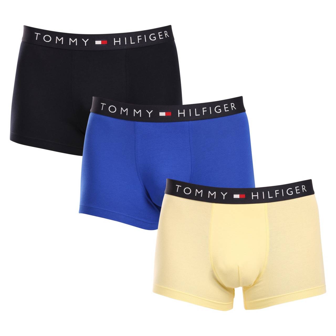 3PACK Boxers pour hommes Tommy Hilfiger multicolore (UM0UM03180 0XK) M.
Des caleçons pour hommes qui plairont aux hommes et à leurs épouses
Les boxers Tommy Hilfiger se distinguent par la qualité de leur fabrication et par la combinaison de coton et d'élasthanne.
Les sous-vêtements Tommy Hilfiger sont la garantie d'une qualité supérieure.
La marque Tommy Hilfiger est devenue une icône du dressing américain il y a près de 40 ans, et sa palette colorée de bleu, de rouge et de blanc est reconnaissable au premier coup d'œil.