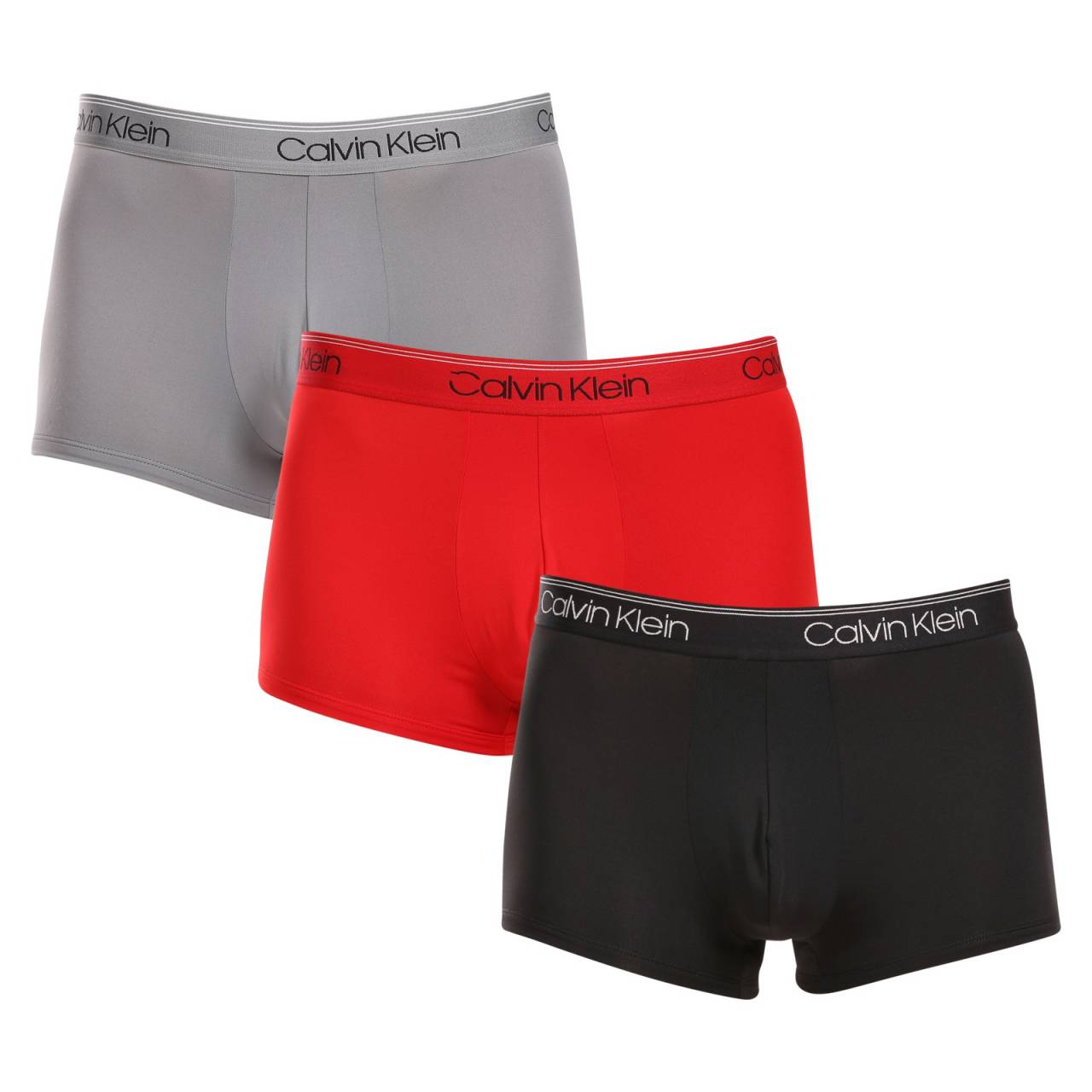 3PACK pánske boxerky Calvin Klein viacfarebné (NB2569A-8Z8) M, trenky.
Boxerky Calvin Klein to je prvotriedna kvalita, za ktorou stojí svetová ikonická značka pánskej spodnej bielizne.Boxerky Calvin Klein patrí medzi úplnej legendy medzi spodným prádlom.
Viac sa dozviete  v klasických informáciách o produkte.