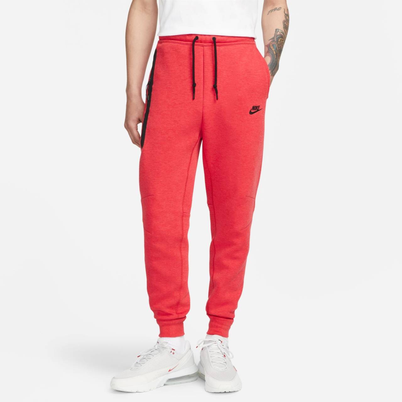 Nike tech fleece men's joggers xl.