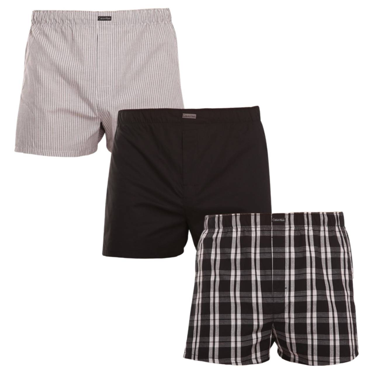 3PACK Caleçons homme Calvin Klein classic fit multicolore (U1732A-BMS) S.
En short Calvin Klein, comme en coton
Les shorts pour hommes Calvin Klein sont peut-être discrets en apparence, mais ils ne manqueront pas d'impressionner par leur coupe parfaite qui vous offre un maximum de confort et de liberté de mouvement.
Les hommes élégants portent des vêtements Calvin Klein
Calvin Klein est le symbole du luxe minimaliste depuis des décennies.