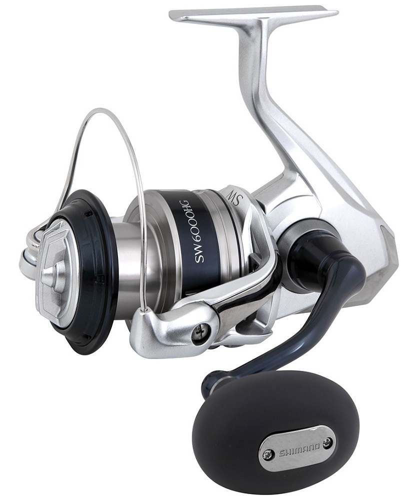 Shimano navijak saragosa sw a 20000 pg.
 K dispozícii je široká škála veľkostí, od kompaktných 5000 až po masívne 25000, určite sa nájde model, ktorý bude vhodný pre váš štýl rybárčenia, a vďaka kvalite prevedenia a pokročilým technológiám Shimano vám nová Saragossa poskytne dlhé roky služby a potešenia.
 Celý rad technológií HAGANE, pohon InfinityDrive pre zvýšenie krútiaceho momentu, X-Protect (IPX8) pre najlepšiu ochranu pred slanou vodou, zoznam je takmer nekonečný.
 Rôzne modely z radu Saragosa používam už niekoľko rokov a lovím v rôznych destináciách od mrazivých vôd na sever od polárneho kruhu až po parné trópy rovníkových šírok.
 •HAGANE Gear, X-SHIP a InfinityDrive poskytujú pozoruhodný výkon • Telo Hagane pre maximálnu pevnosť a ľahkosť •X-Protect (IPX8) a X-Shield pre maximálnu ochranu pred slanou vodou • Celý rad veľkostí od kompaktných 5000 až po veľké cievky 25000 •Brzdná sila: 22 kg •Návin na jedno otočenie kľučky: 104 cm